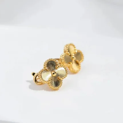 [Eternal Jewelry]CLOVER MEDIUM 1 MOTIFS LASER EARRINGS