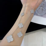 [Eternal Jewelry]CLOVER 5 MOTIFS SILVER DIAMONDS NECKLACE - Image 8