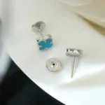 [Eternal Jewelry]CLOVER MINI 9.5MM ONYX STUD EARRINGS SILVER - Image 8