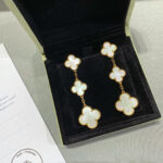 [Eternal Jewelry]CLOVER MOP 3 MOTIFS GOLD EARRINGS - Image 3