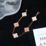 [Eternal Jewelry]CLOVER BRACELET 5 MOTIF WHITE MOP DIAMOND - Image 9