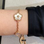 [Eternal Jewelry]LUCKY SPRING 5 MOTIF BRACELET - Image 4