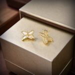 [Eternal Jewelry]JEUX DE WHITE MOP GOLD DIAMOND EARRINGS - Image 5