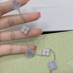 [Eternal Jewelry]CLOVER  5 MOTIF DIAMOND PURPLE CHALCEDONY BRACELET SILVER - Image 3